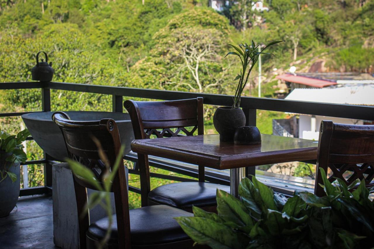 Hotel Levon Ella Esterno foto