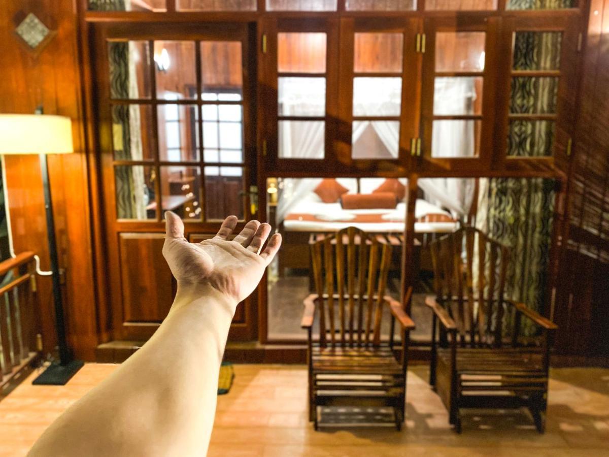 Hotel Levon Ella Esterno foto
